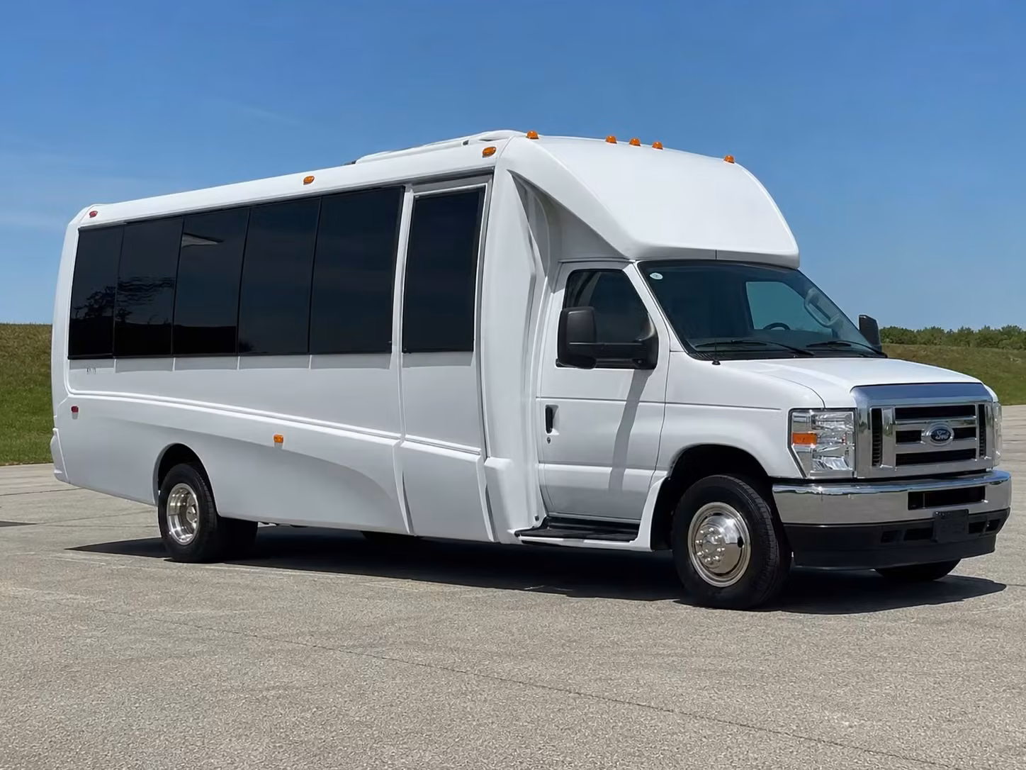 party buses for bachelorette nights and birthday concert trips in santa rosa