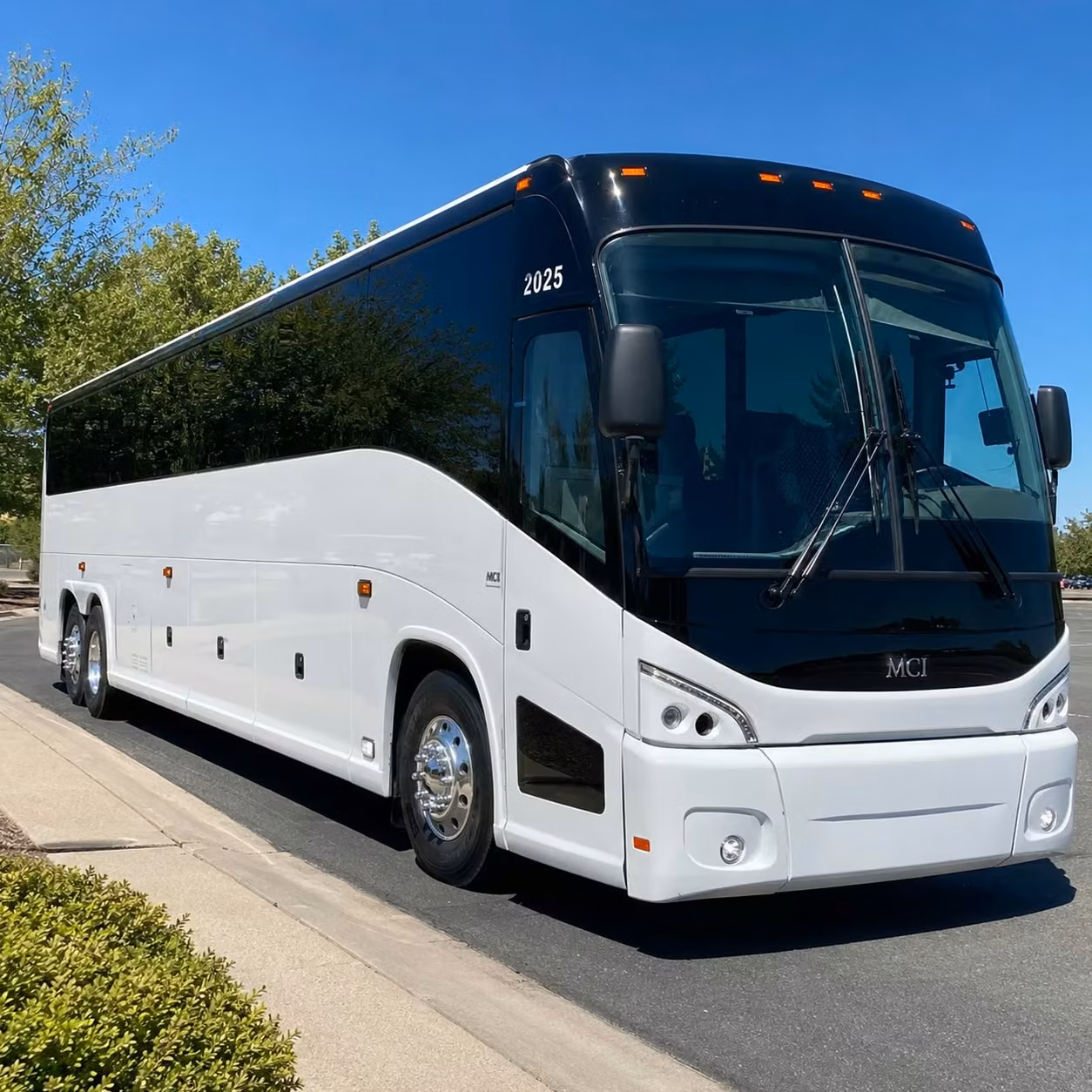 santa rosa church groups can rely on comfortable shuttle service for sunday worship